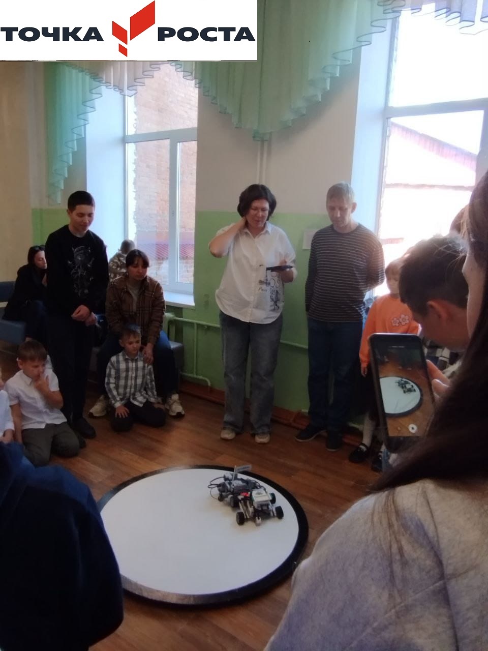 Наши ребята приняли участие в районном фестивале  по робототехнике «RoboShel-2025».